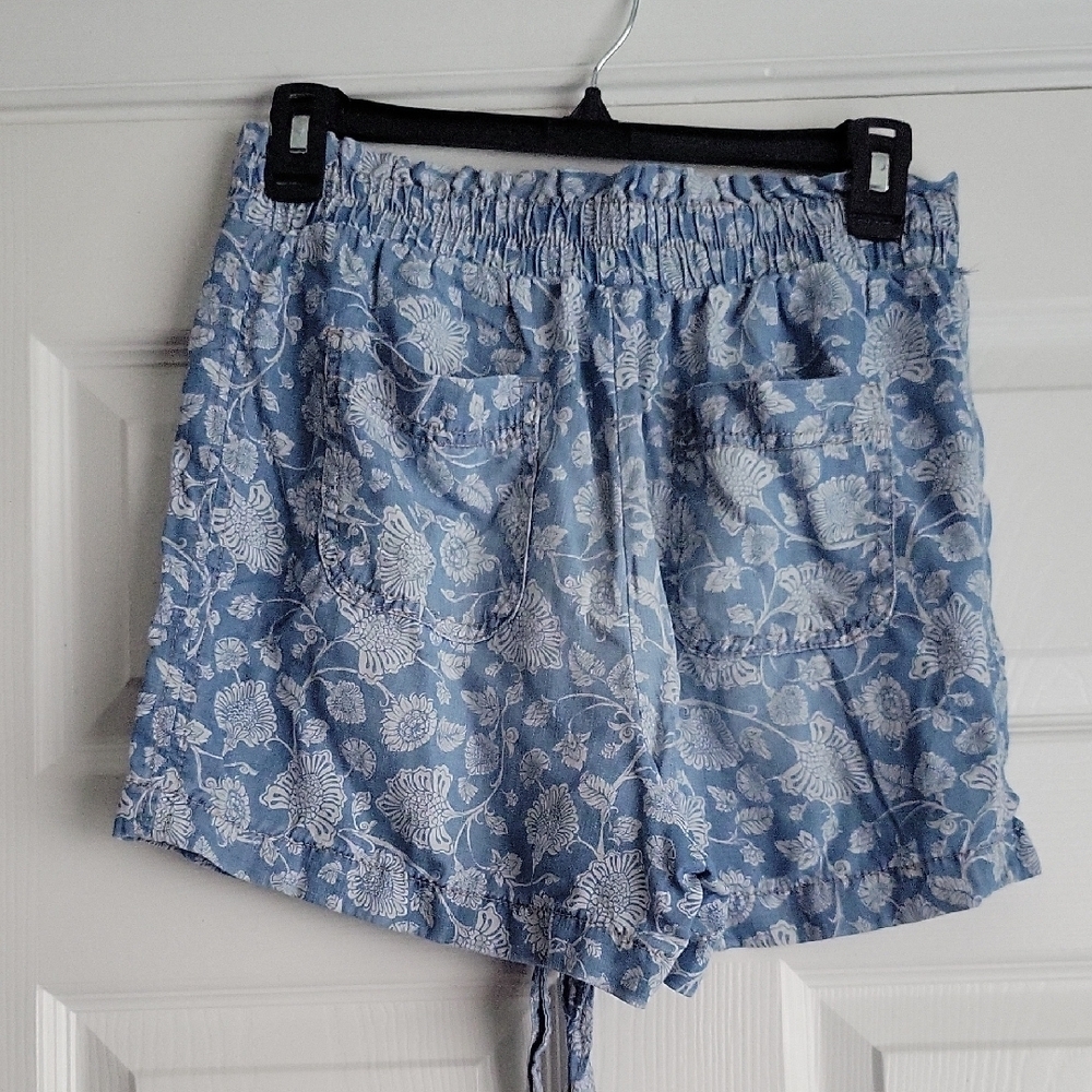 Knox Rose Floral Blue Women's Shorts - Picture 5 of 13